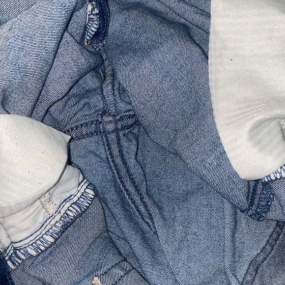 🎱 Hollister Ultra High Rise Super Skinny Ripped Jeans! - Picture 9 of 10